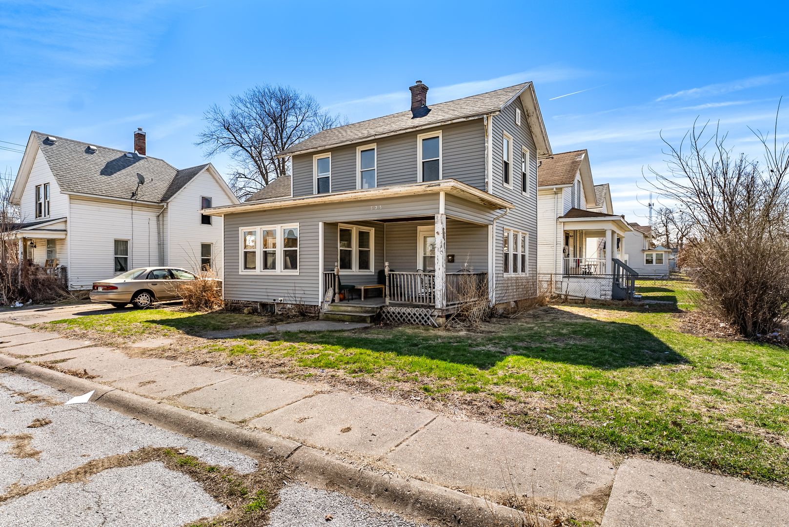 323 W 16th Street, Davenport, IA