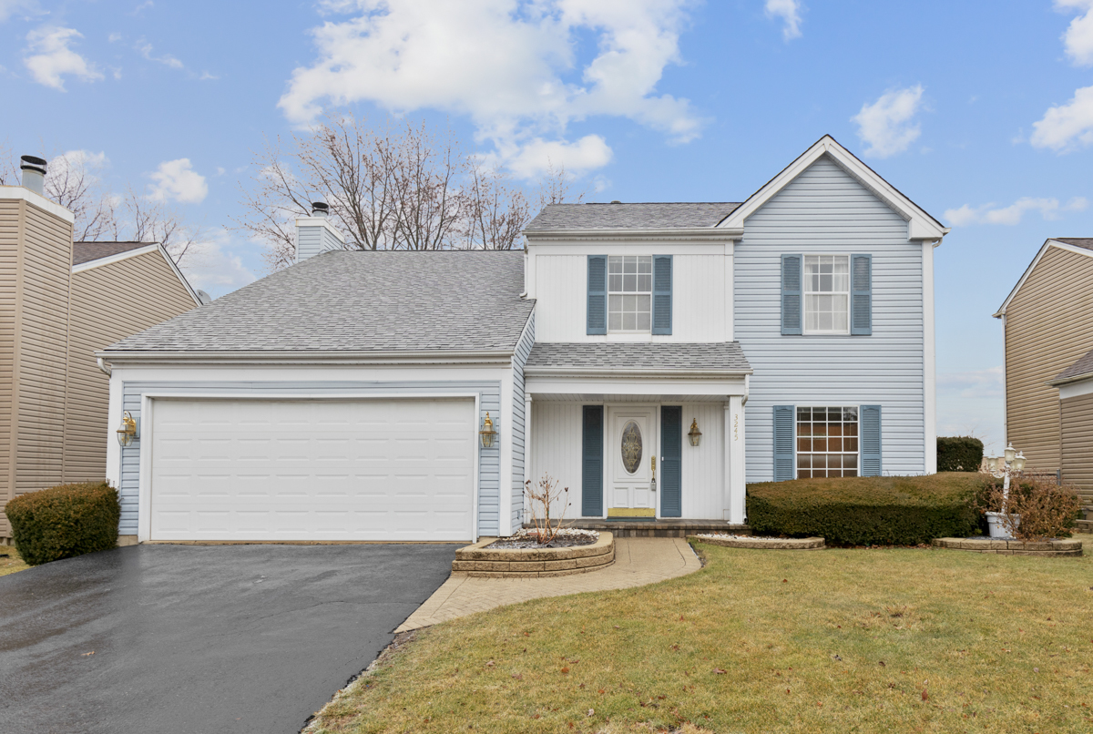 3245 Gresham Lane, Aurora, IL