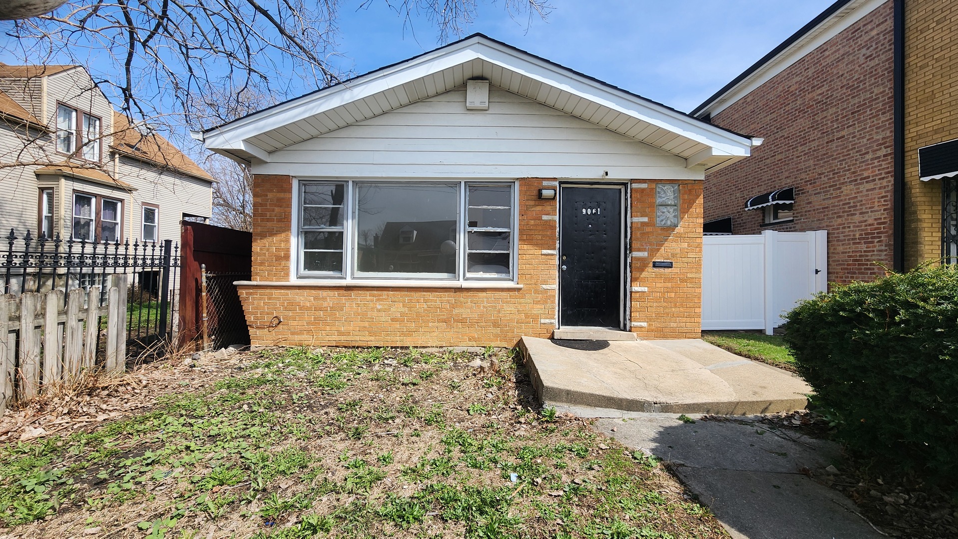9061 S PARNELL Avenue, Chicago, IL