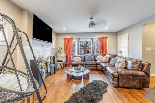 9419 S Wabash Avenue, Chicago, IL