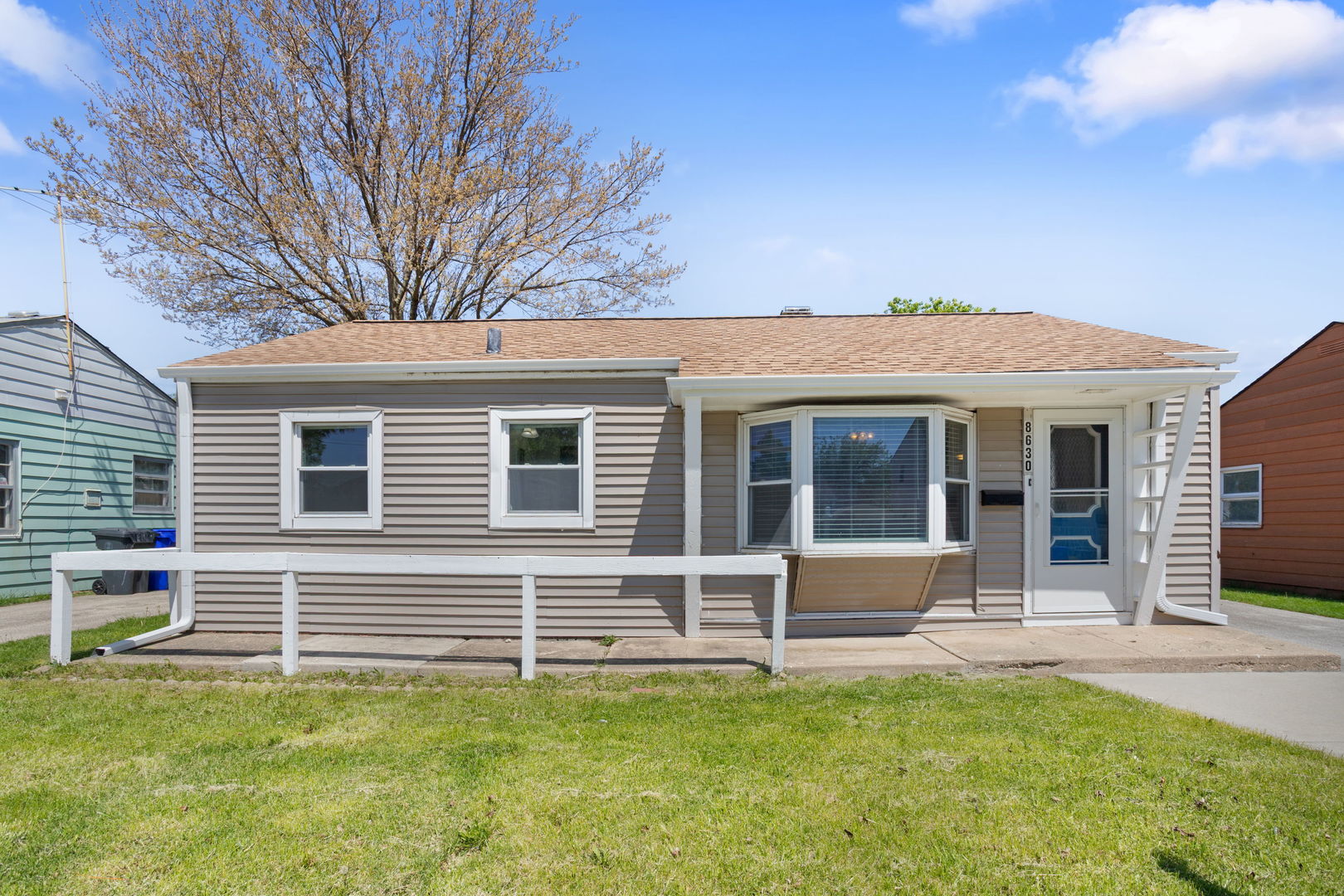 8630 45th Street, Lyons, IL