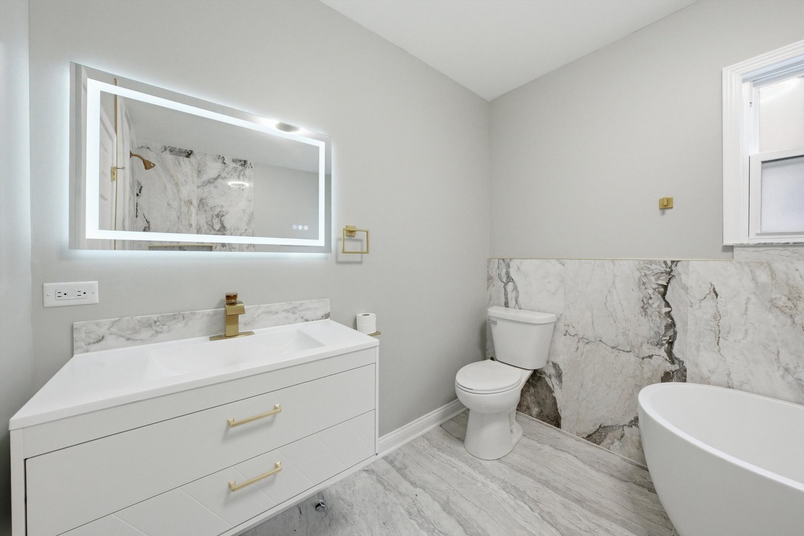 2226 W 51st Street, Chicago, IL