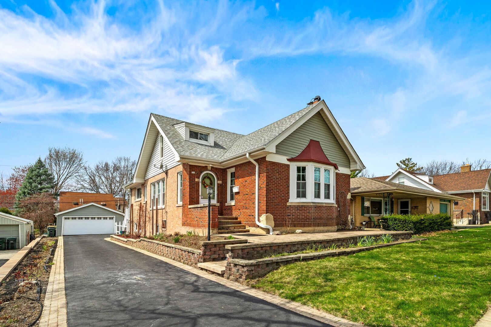 158 S Benton Street, Palatine, IL