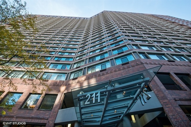 211 E Ohio Street #2004, Chicago, IL