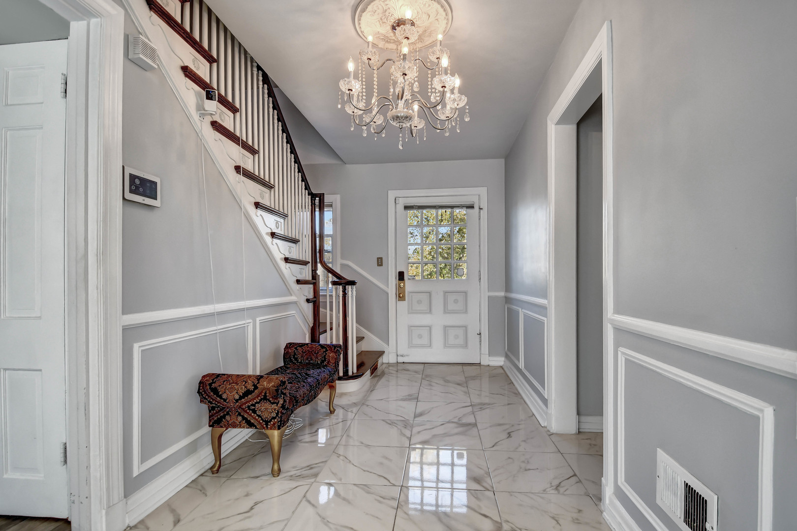 2001 W 103rd Street, Chicago, IL