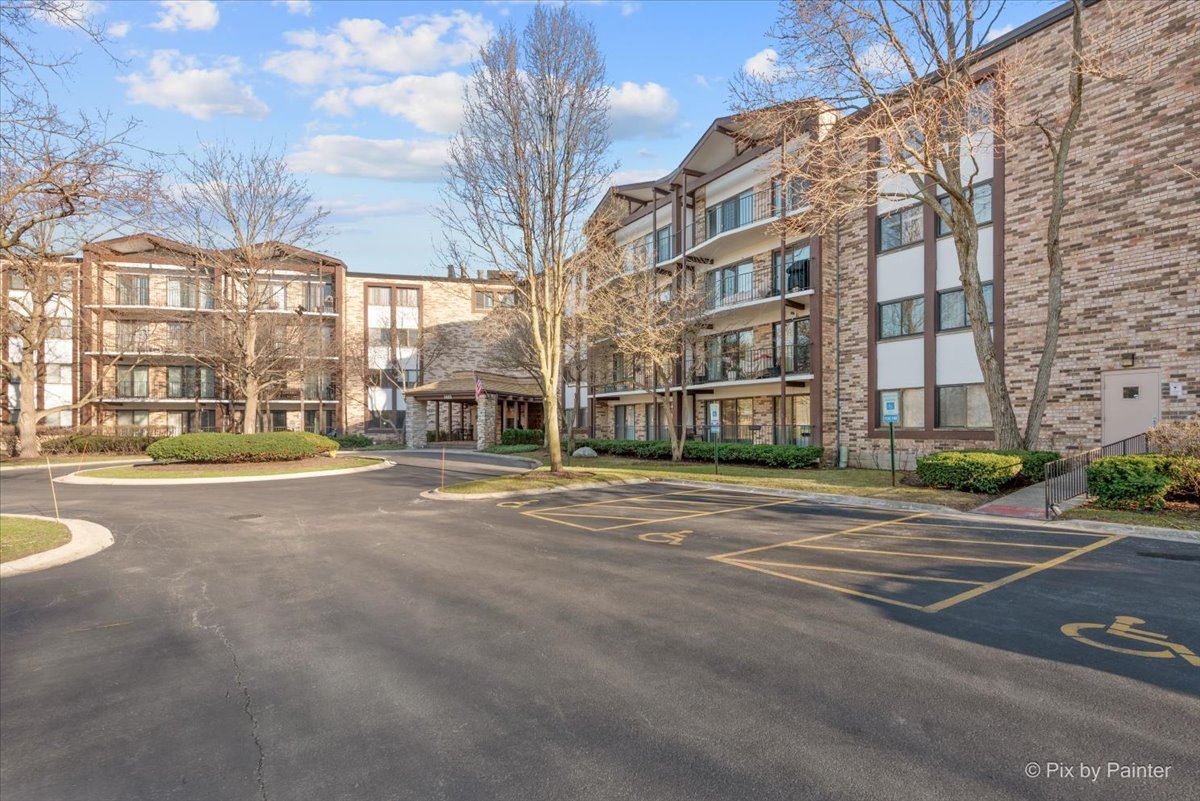 1400 N Yarmouth Place #416, Mount Prospect, IL