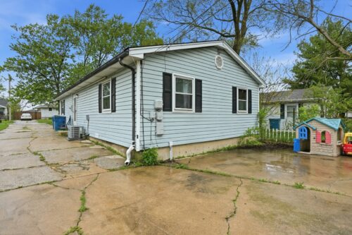 3241 Wallace Avenue, Steger, IL