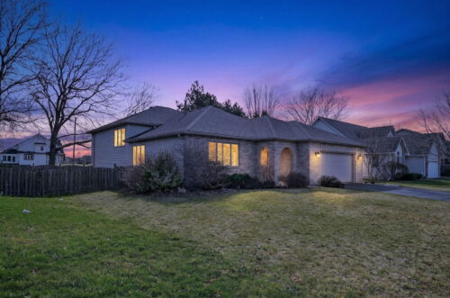 420 Windsor Drive, Oswego, IL