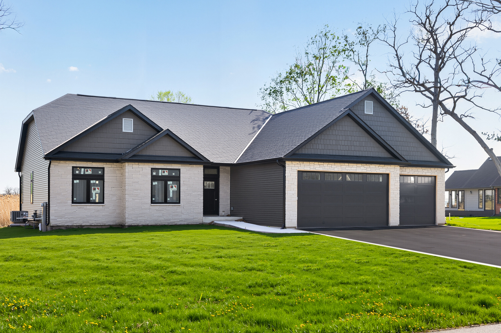 12626 Ellen Drive, Genoa, IL
