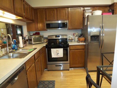 1069 Talbots Lane #105, Elk Grove Village, IL