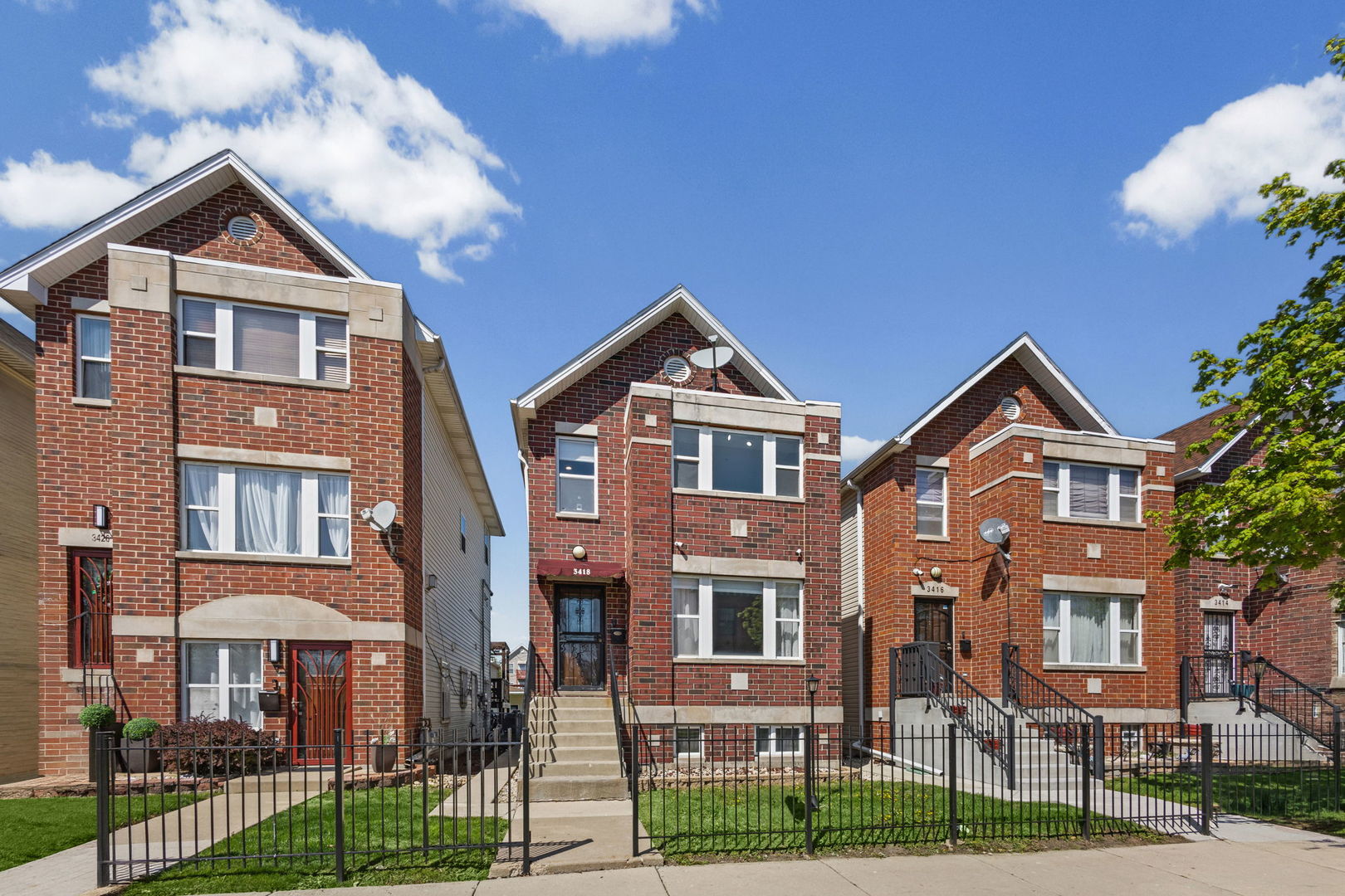 3418 W 13th Place, Chicago, IL
