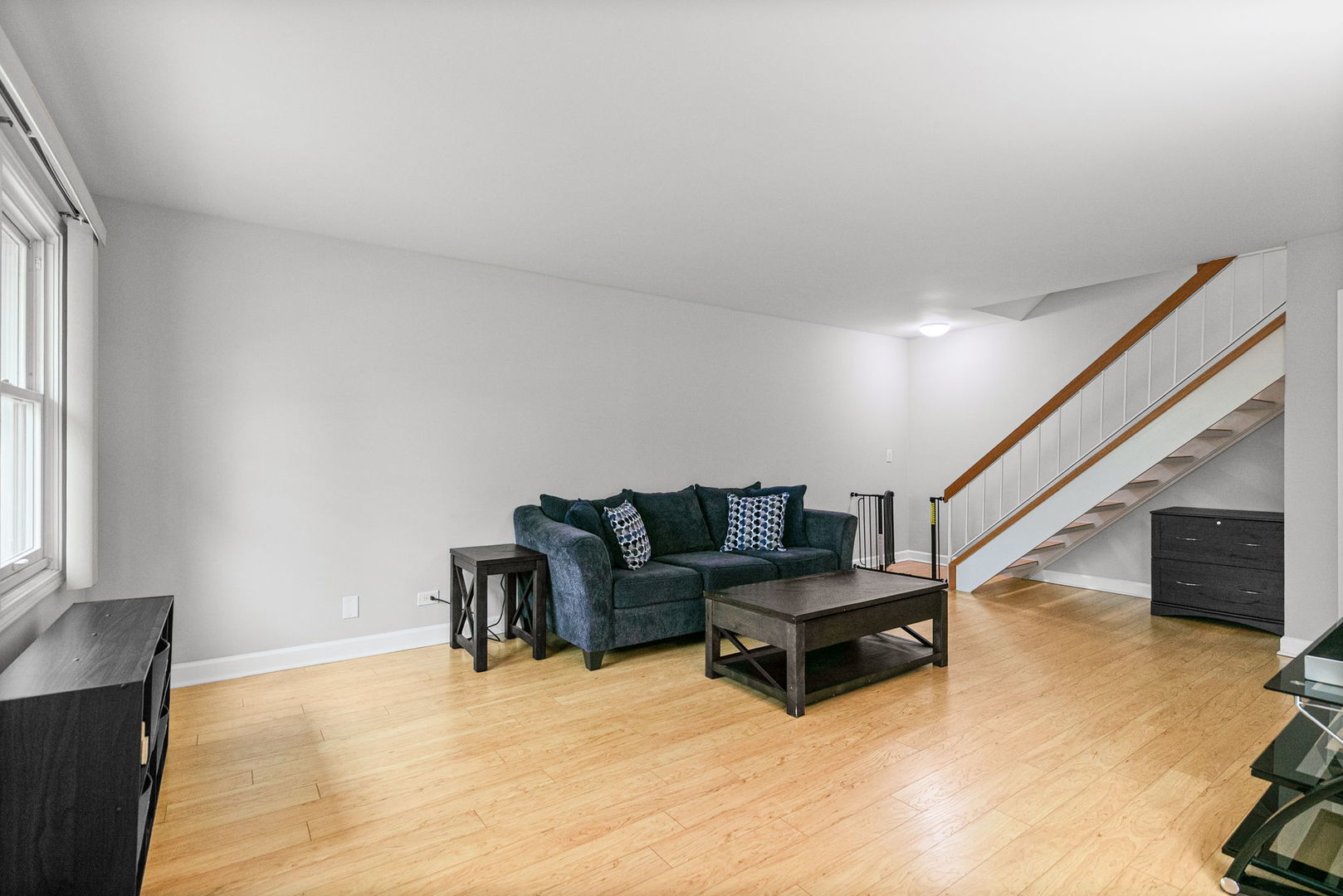 321 FAIRCHILD Court #B, Bloomingdale, IL