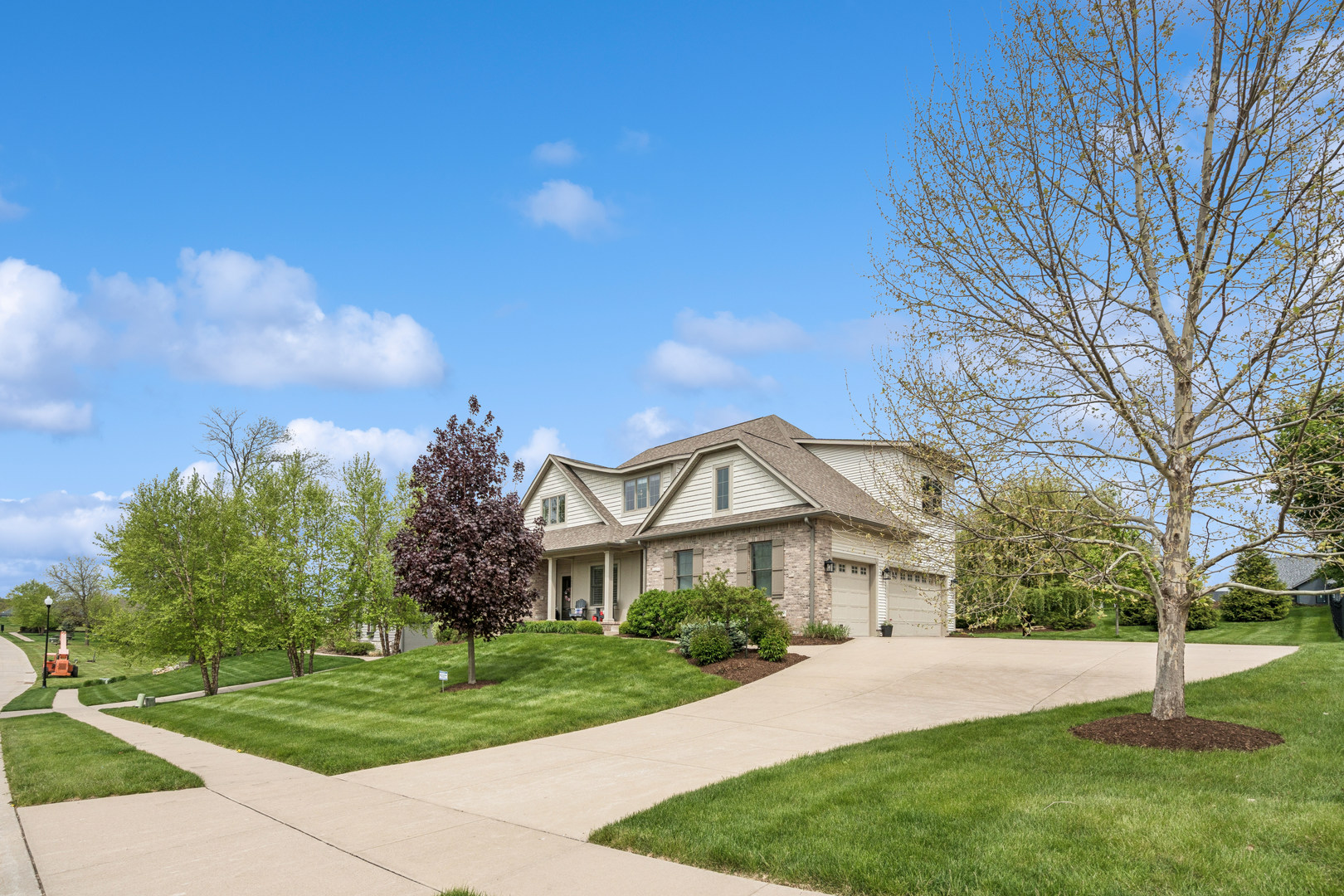 6858 Grover Station, Bettendorf, IA