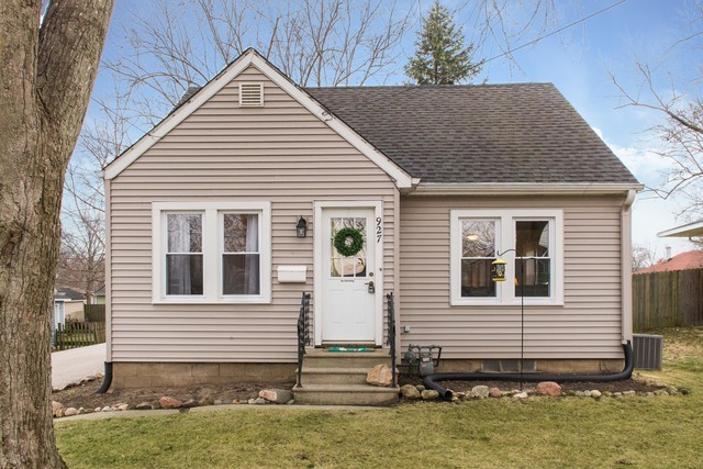 927 Townsend Street, Sycamore, IL