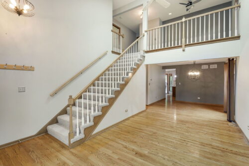 9045 ARCHER Avenue, Willow Springs, IL