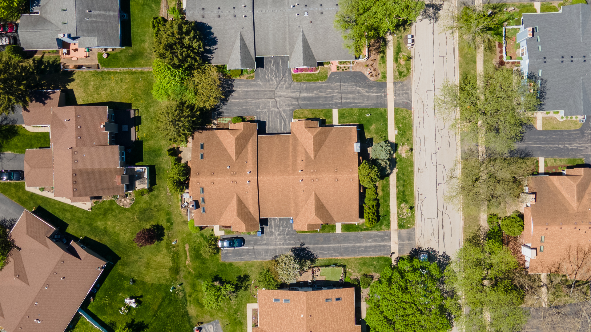1816 Appaloosa Drive, Naperville, IL