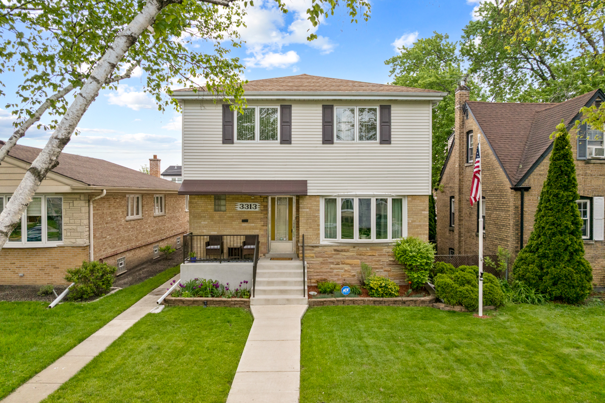 3313 Gustav Street, Franklin Park, IL
