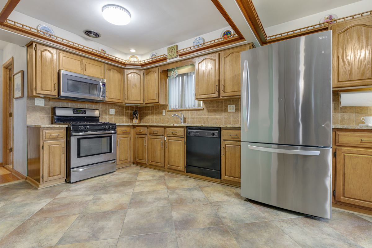 3313 Gustav Street, Franklin Park, IL