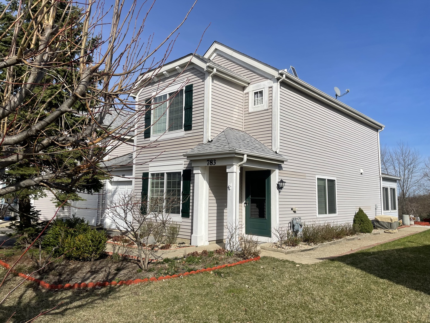 783 S Providence Lane, Round Lake, IL