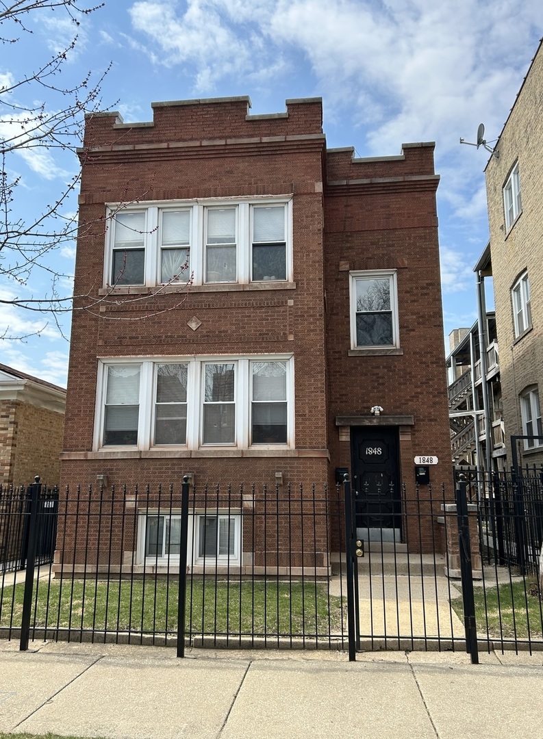 1848 N Harding Avenue, Chicago, IL
