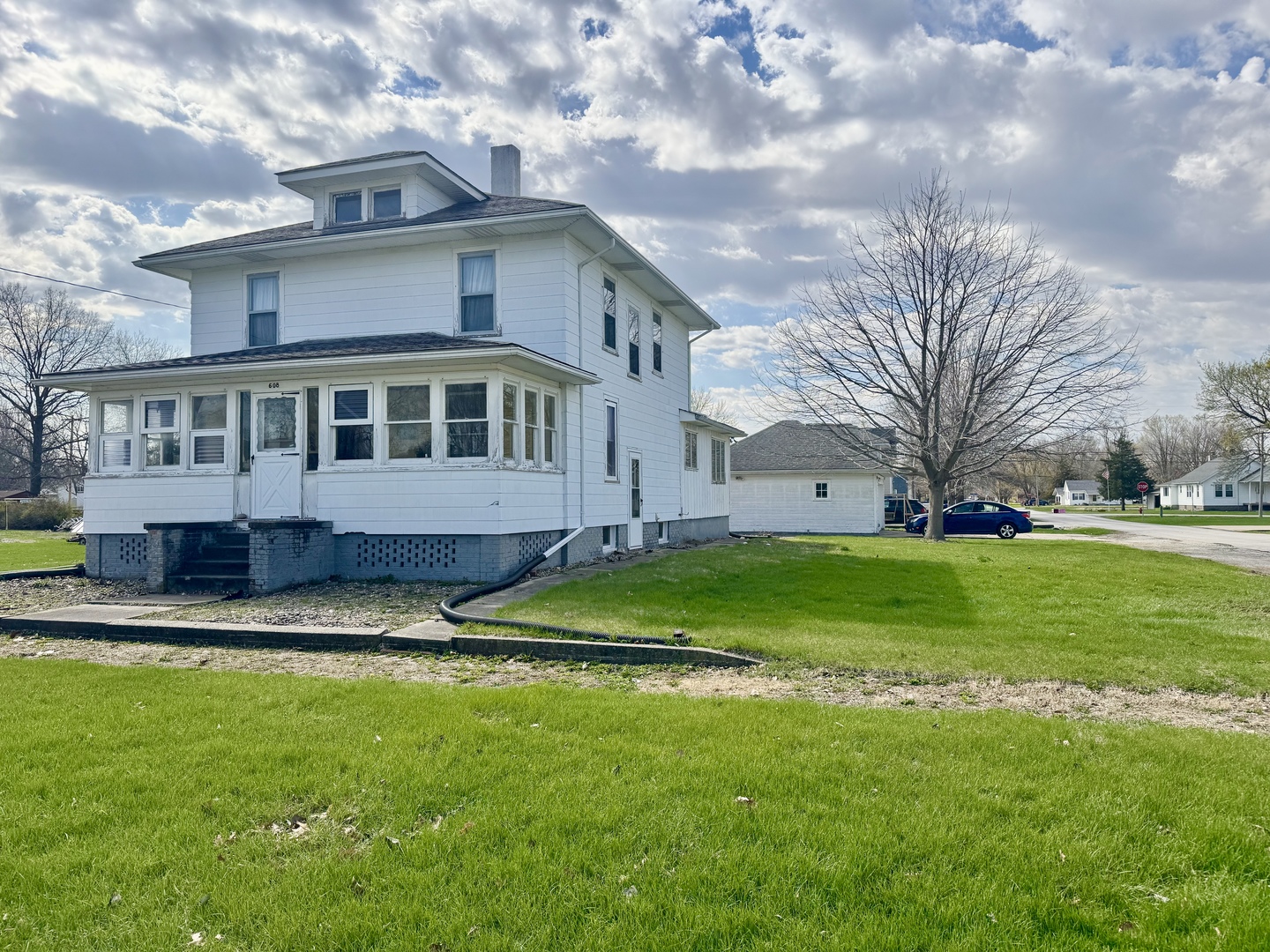 608 W Main Street, Aledo, IL