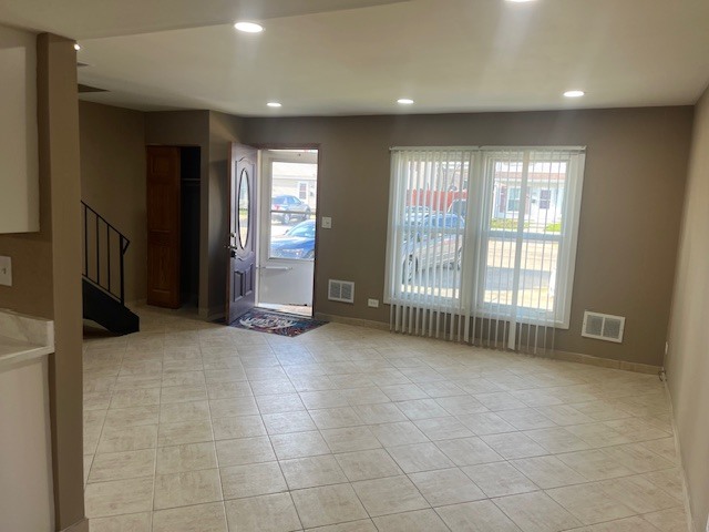 1863 Jamestown Circle #1863, Hoffman Estates, IL