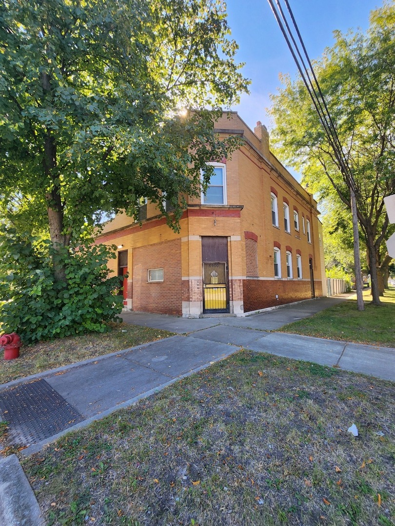8900 S Normal Avenue #2, Chicago, IL