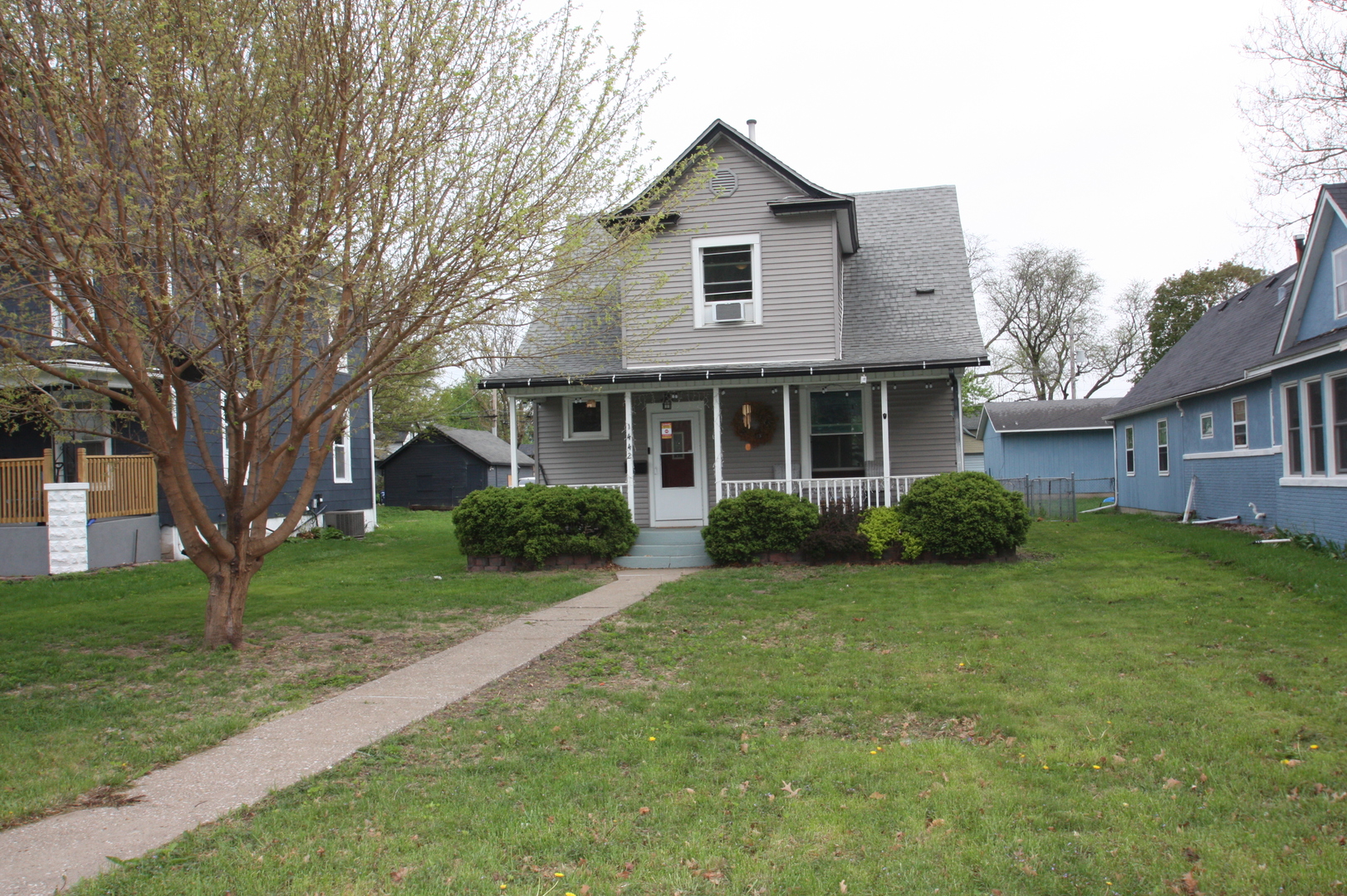 1442 W High Street, Davenport, IA