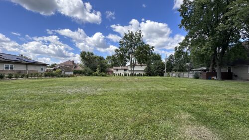 7240 Giddings Avenue, Burr Ridge, IL