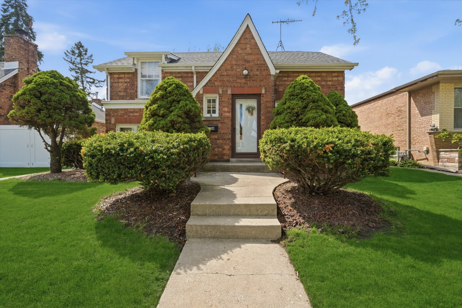 9636 S Central Park Avenue, Evergreen Park, IL