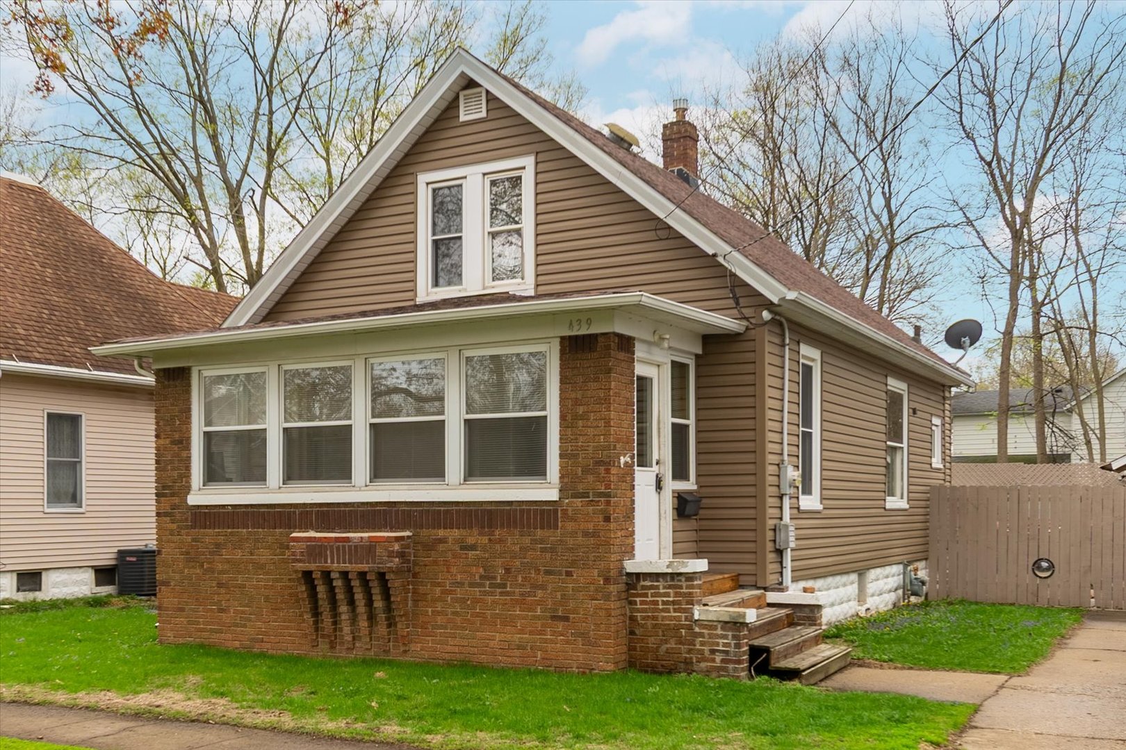 439 Broadway Street, Marseilles, IL