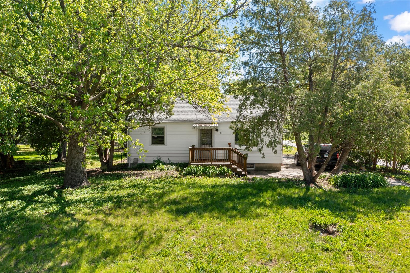 501 N State Street, Bellflower, IL