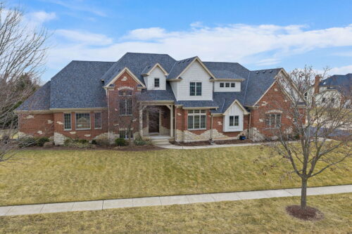 1211 Coyote Trail, Hampshire, IL
