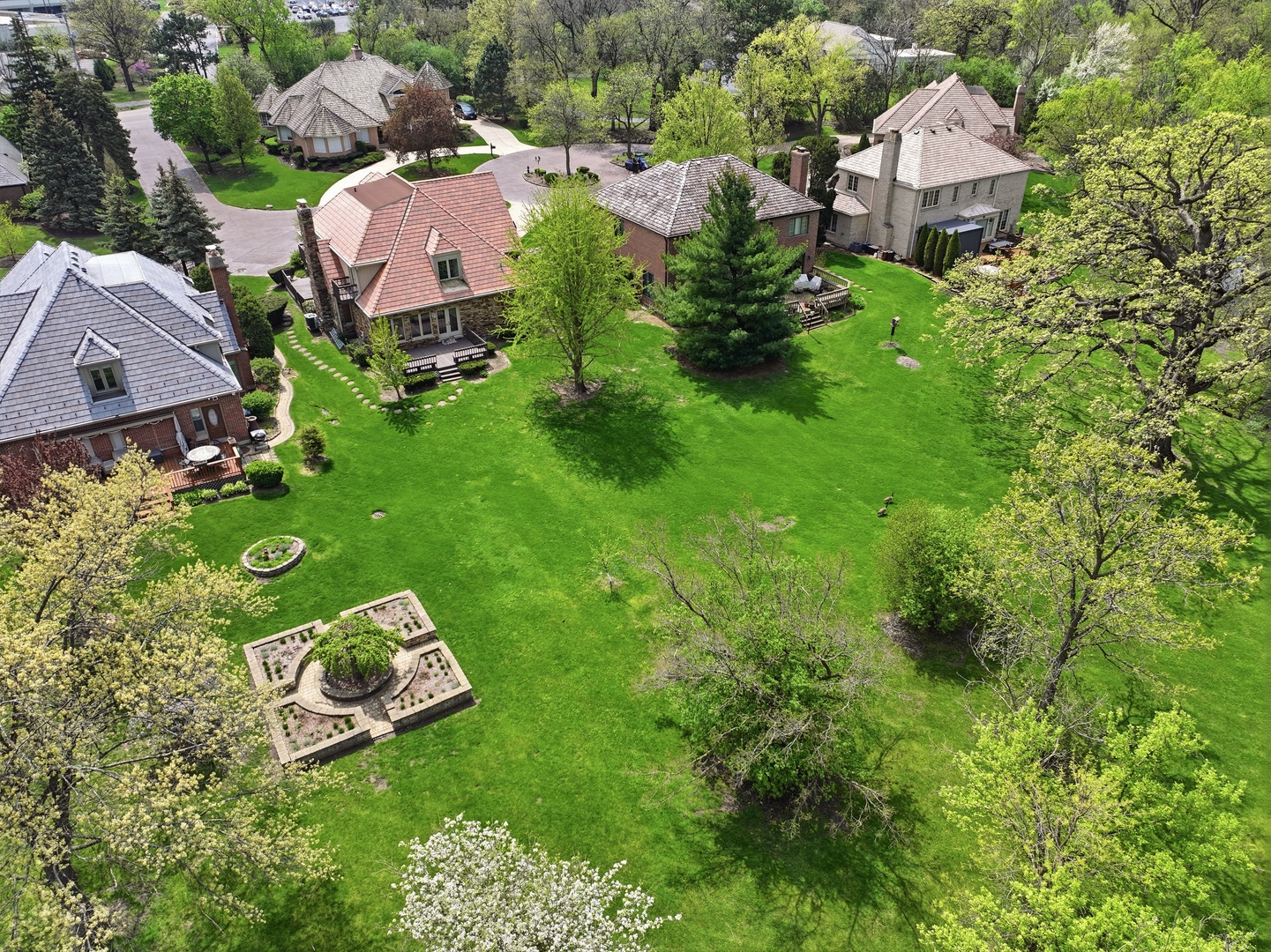 910 Red Fox Lane, Oak Brook, IL