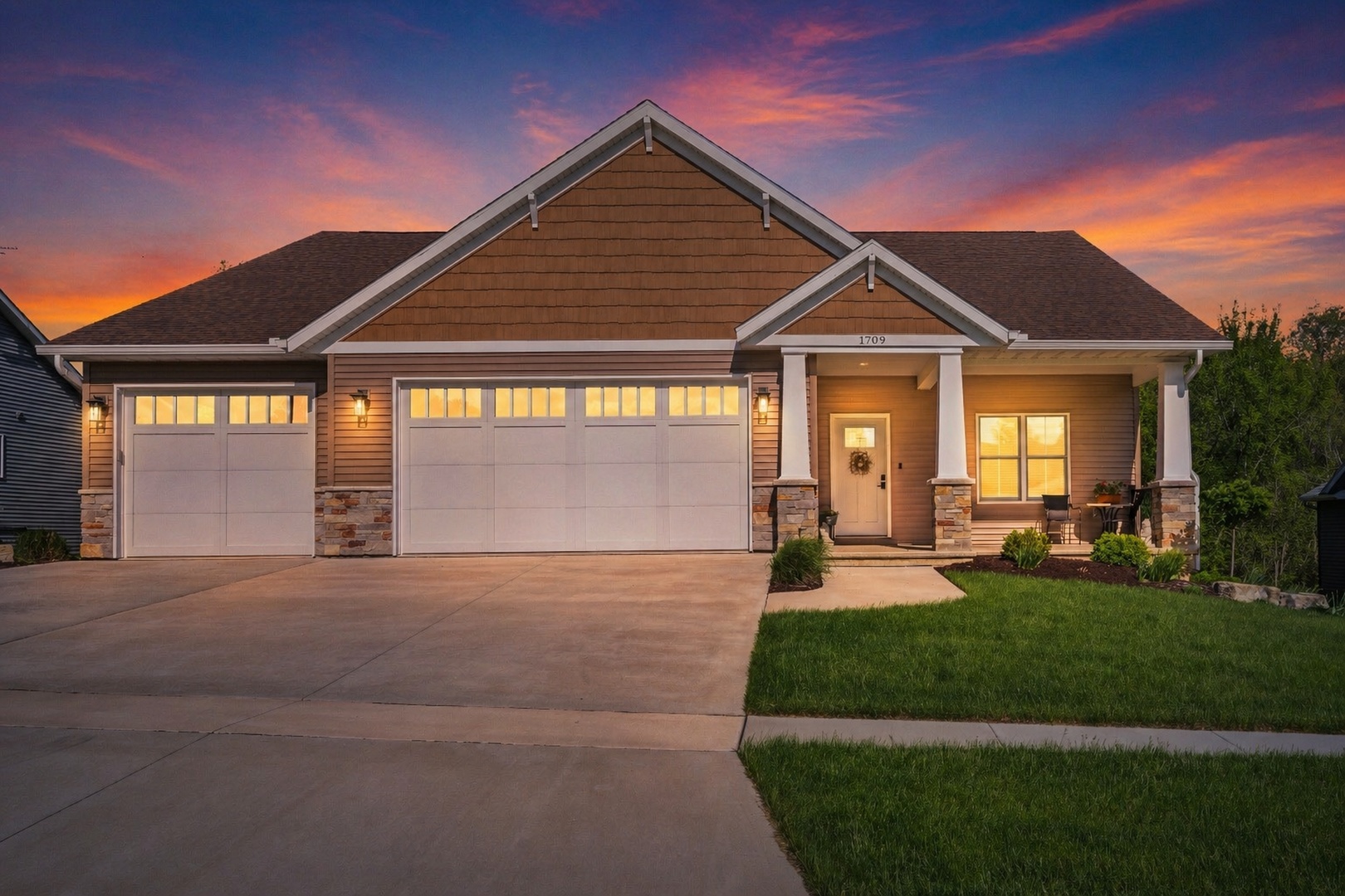 1709 E 6th Street A, Coal Valley, IL