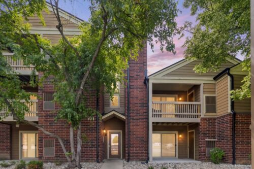 104 Glengarry Drive #206, Bloomingdale, IL