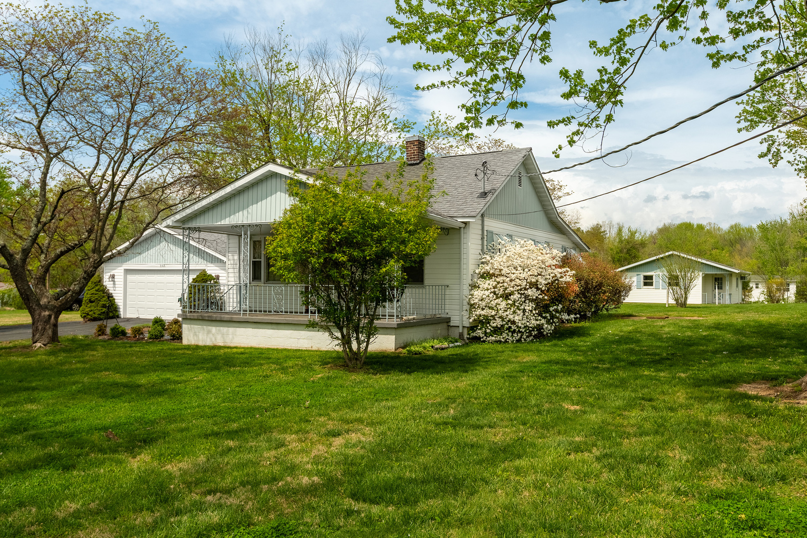 395 Cedar Creek Road, Makanda, IL