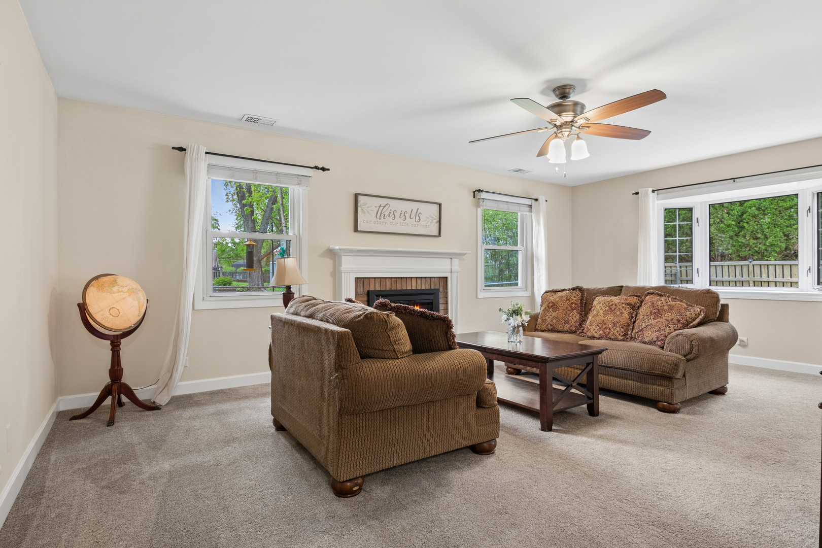 1801 CAMBOURNE Lane, Schaumburg, IL