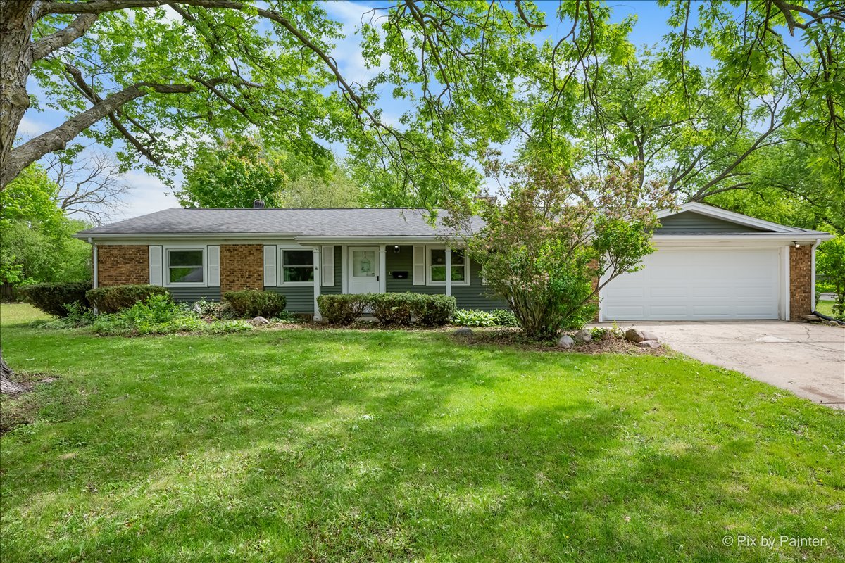 401 Hill Avenue, North Aurora, IL