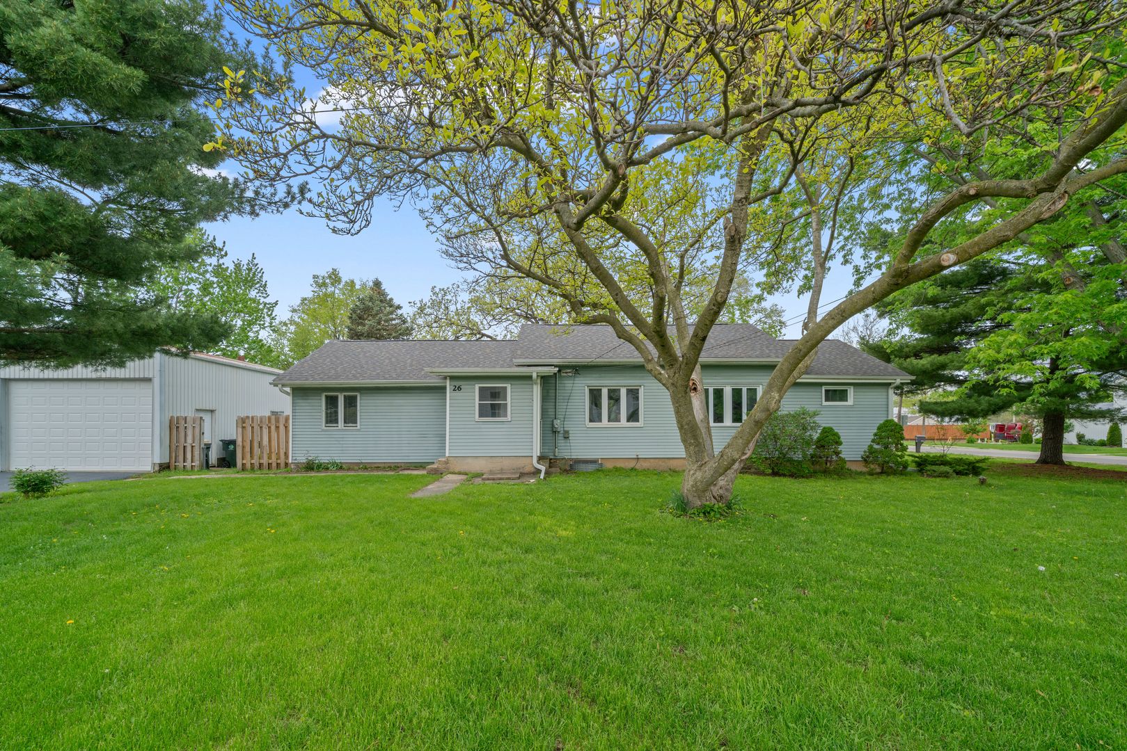 26 Cross Street, Bristol, IL