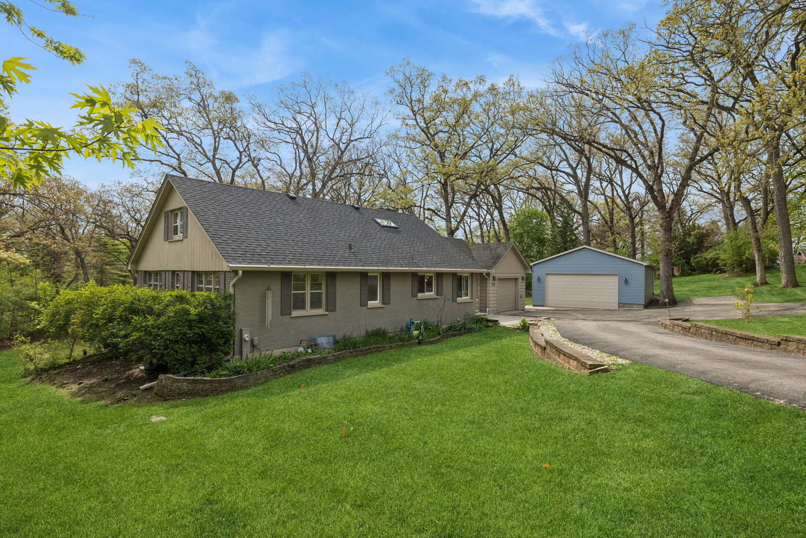 809 Ridgeland Street, Fox River Grove, IL