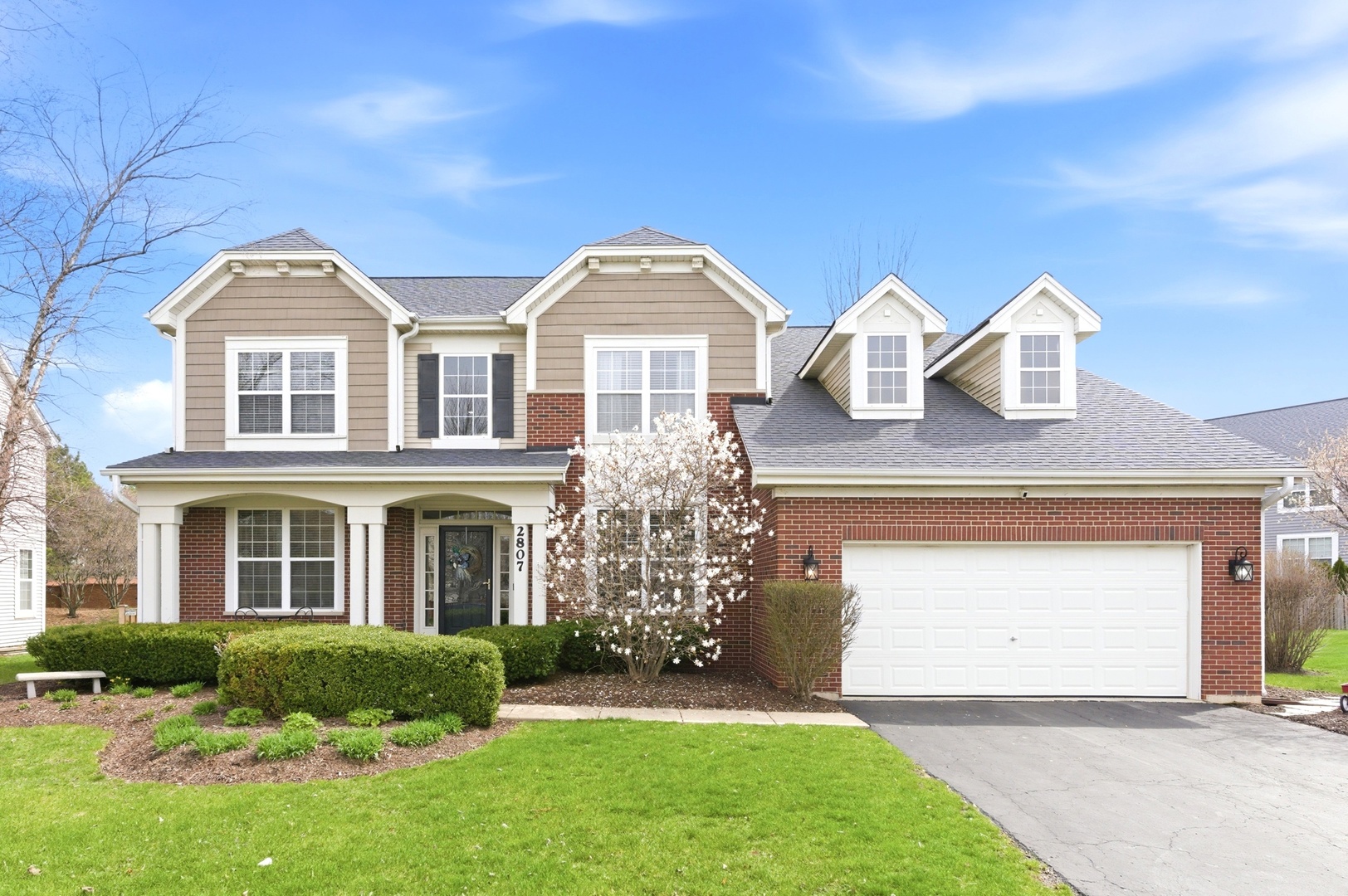 2807 Forest Creek Lane, Naperville, IL