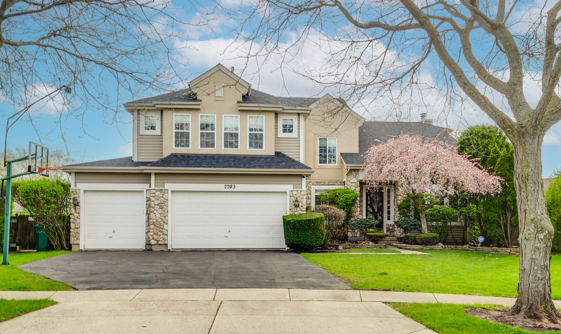 2203 Miramar Court, Buffalo Grove, IL