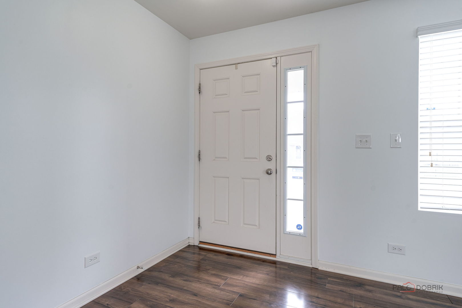 202 Minuet Circle, Volo, IL
