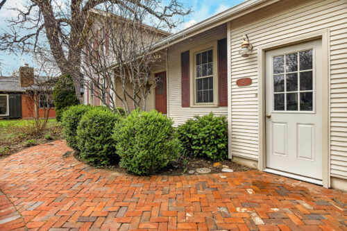127 W RIVER Street, Rockton, IL