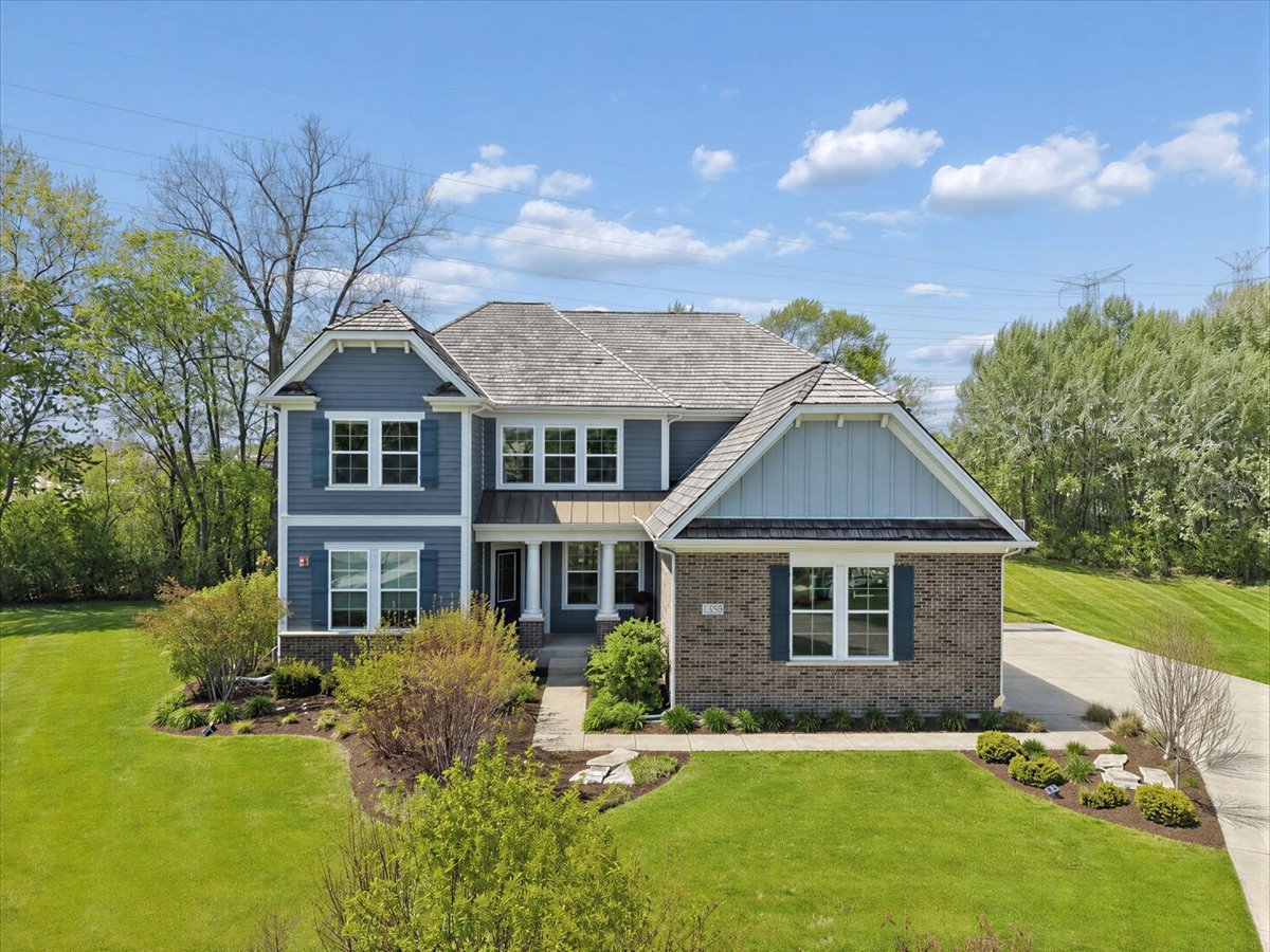 1329 Blackberry Court, Libertyville, IL