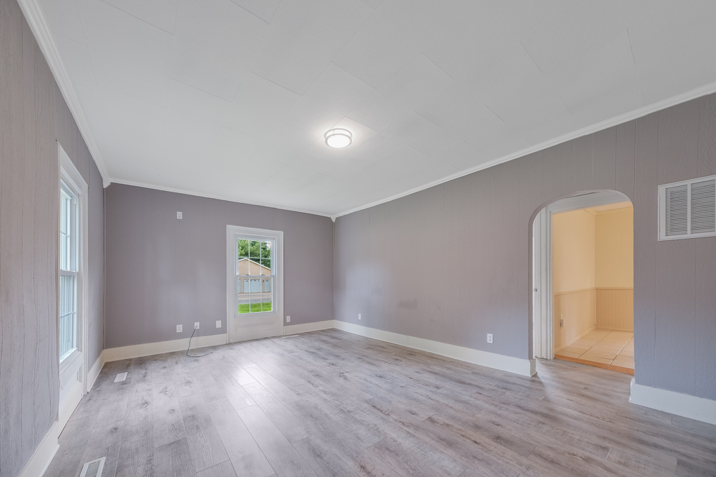 701 S Embarras Avenue, Tuscola, IL
