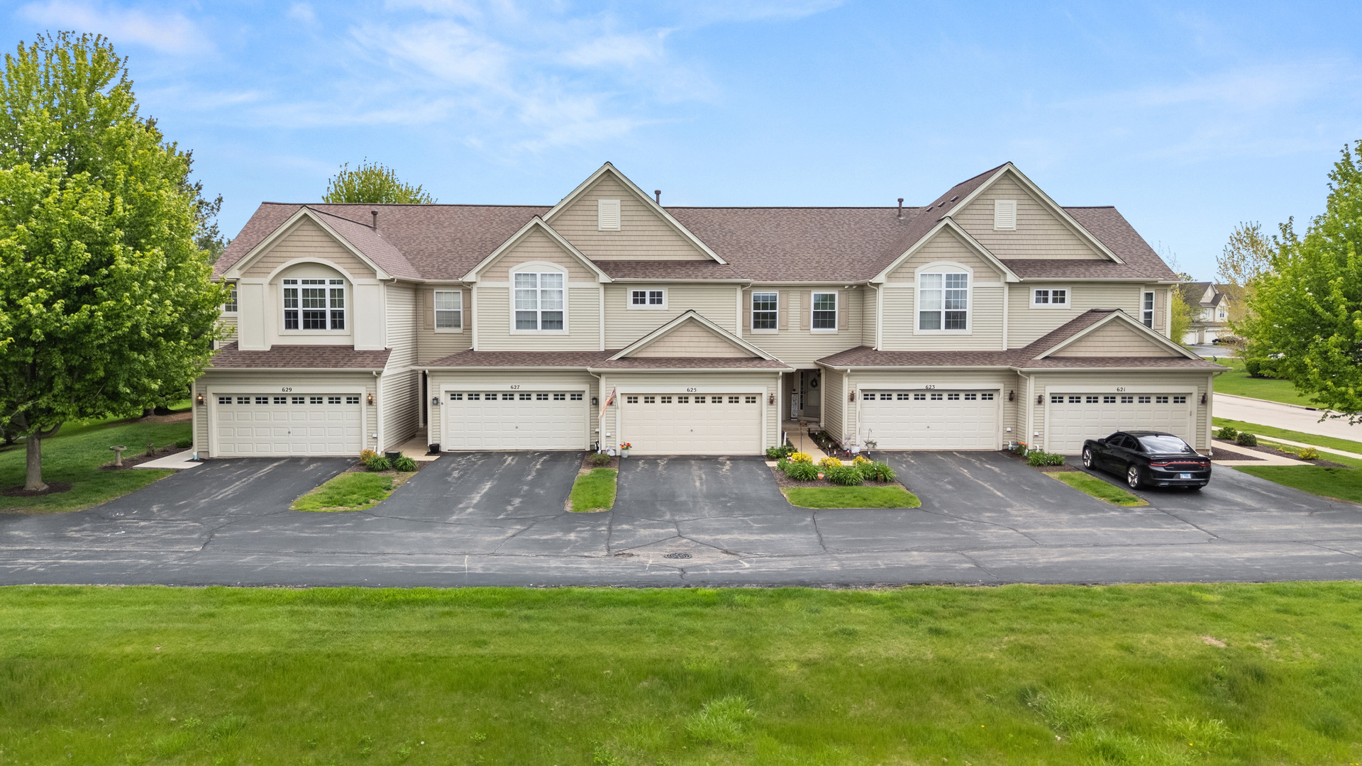 629 Buckboard Lane, Sycamore, IL