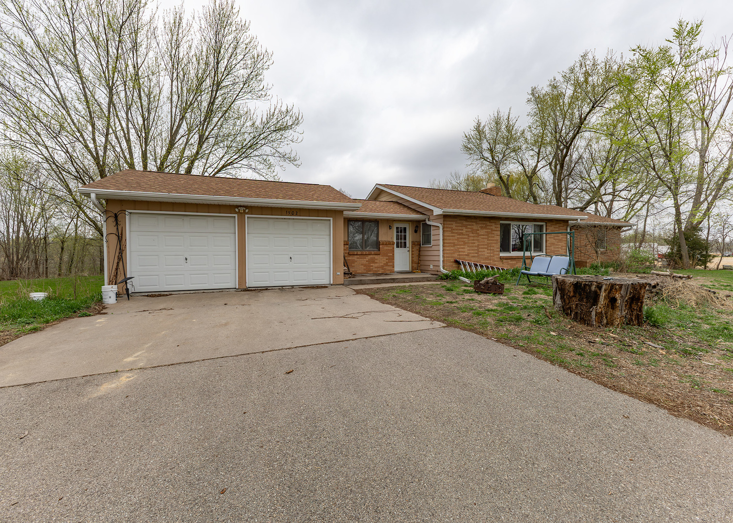 1502 HWY 67, Camanche, IA