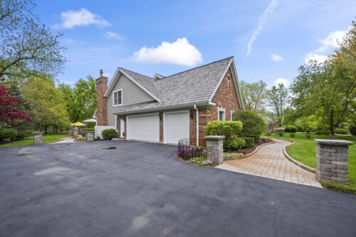 25568 N Countryside Drive, Lake Barrington, IL